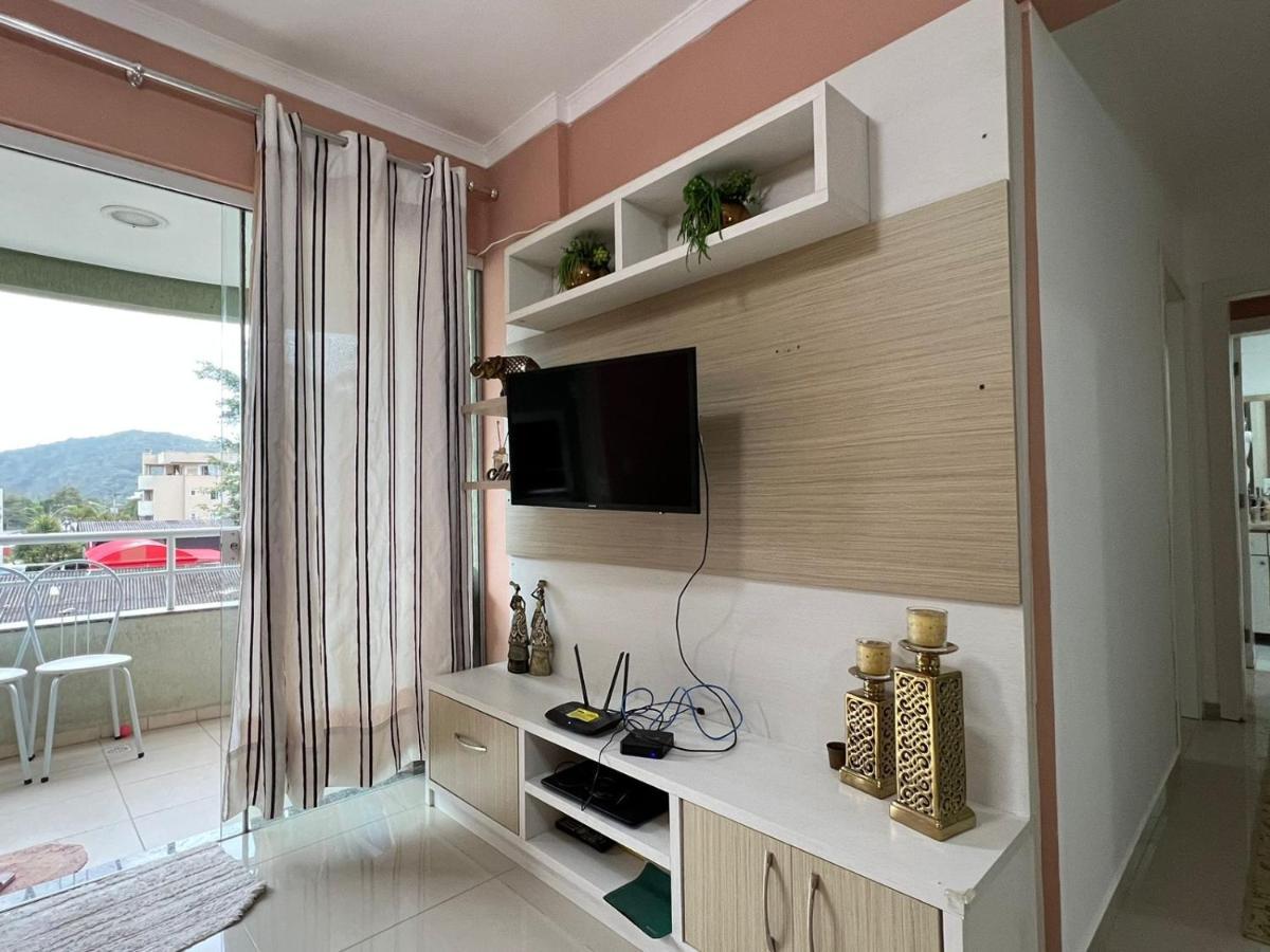 Apartamento 2 Dorm. Em Bombas Sc ボンビーニャス エクステリア 写真