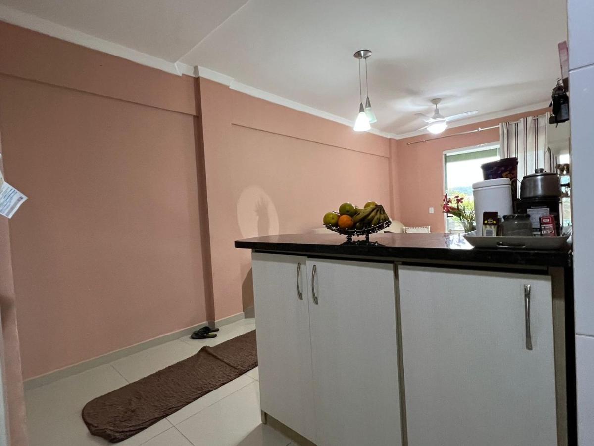 Apartamento 2 Dorm. Em Bombas Sc ボンビーニャス エクステリア 写真
